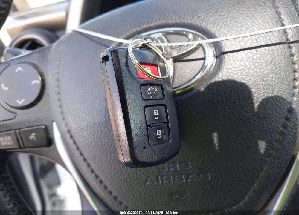 2016 TOYOTA RAV4 HYBRID VIN: JTMRJREV6GD037487