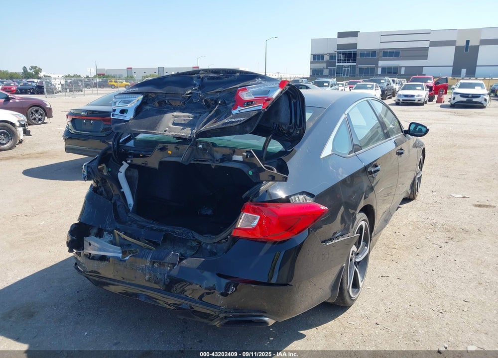 2018 HONDA ACCORD VIN: 1HGCV1F38JA250282