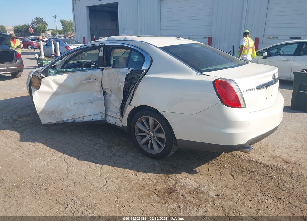 2009 LINCOLN MKS VIN: 1LNHM93R39G627247