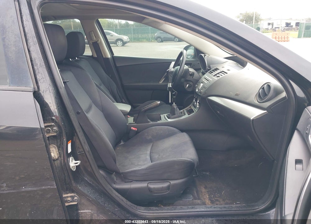 2010 MAZDA 3 VIN: JM1BL1S57A1161326