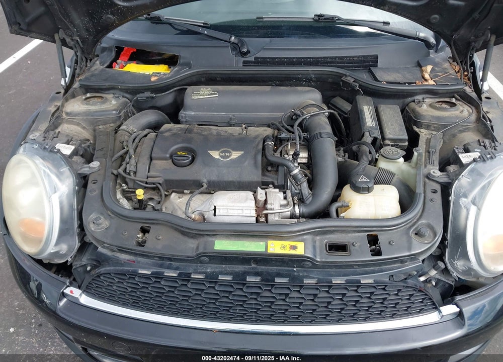2011 MINI COOPER VIN: WMWZP3C52BTX82540