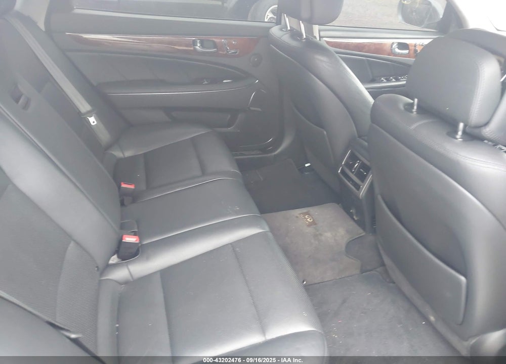 2014 HYUNDAI EQUUS VIN: KMHGH4JH5EU085903