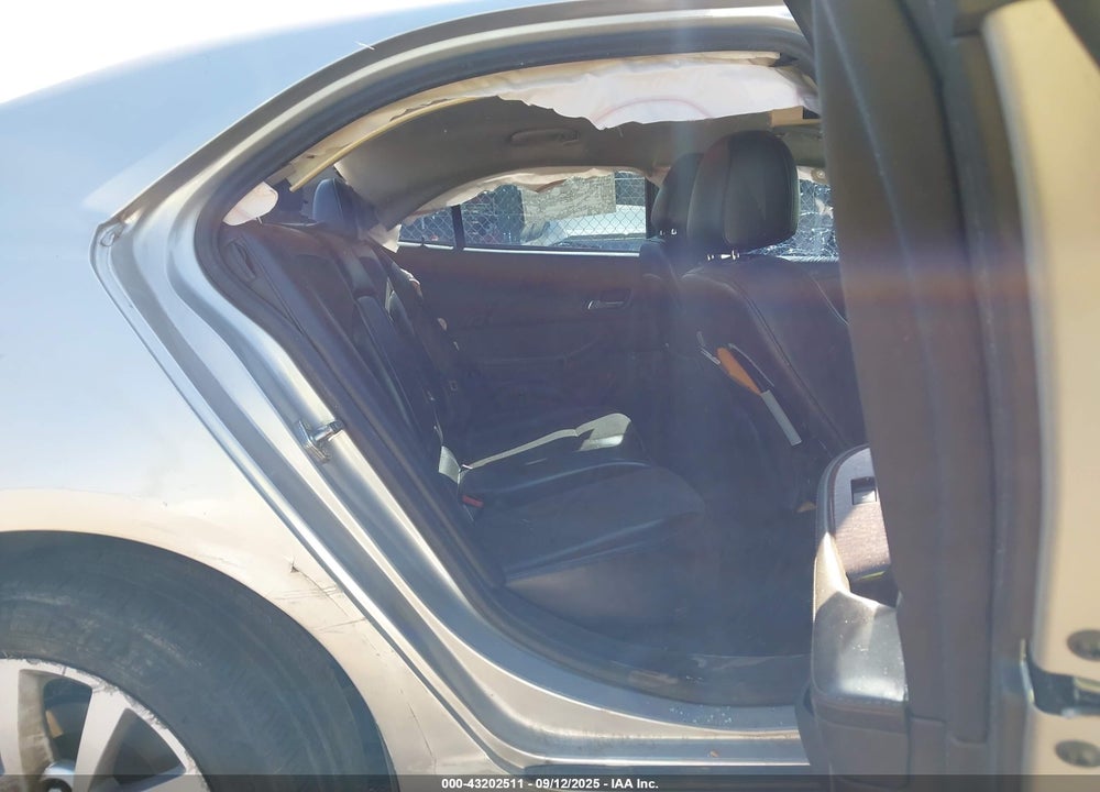 2013 CHEVROLET MALIBU VIN: 1G11E5SA7DF326186