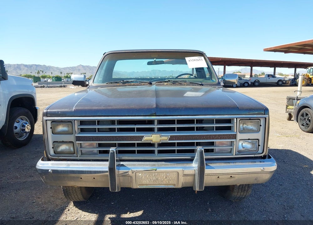 1985 CHEVROLET C20 VIN: 1GCGC24M1FJ177917
