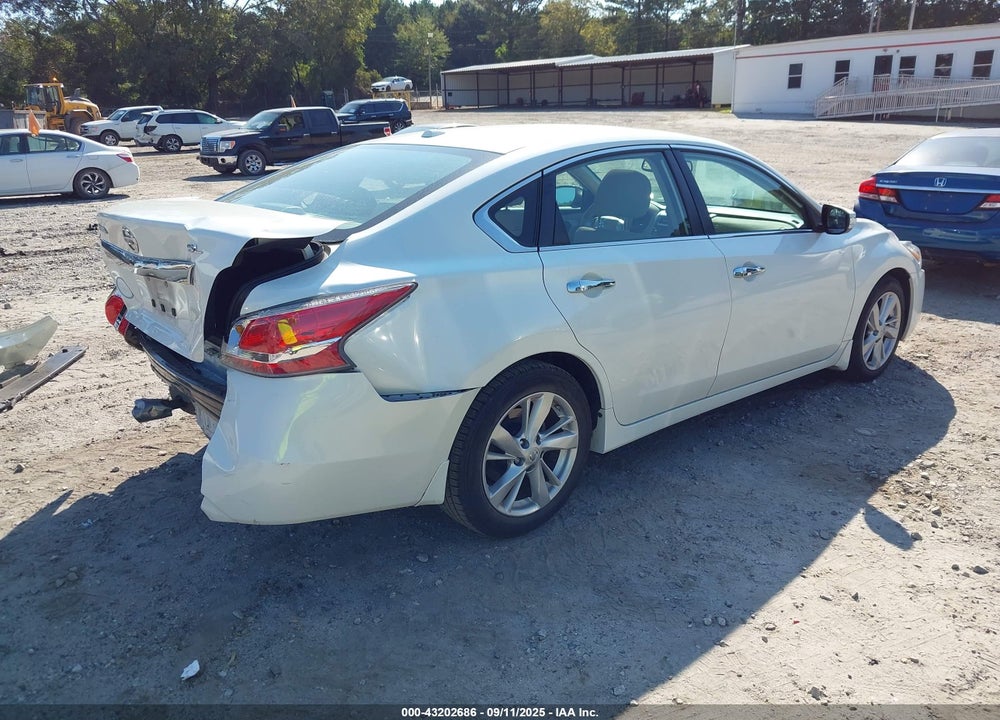2015 NISSAN ALTIMA VIN: 1N4AL3AP1FC130200