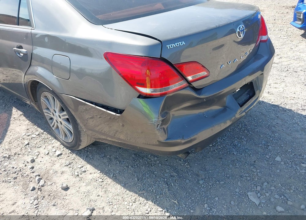 2005 TOYOTA AVALON LIMITED VIN: 4T1BK36B85U026077