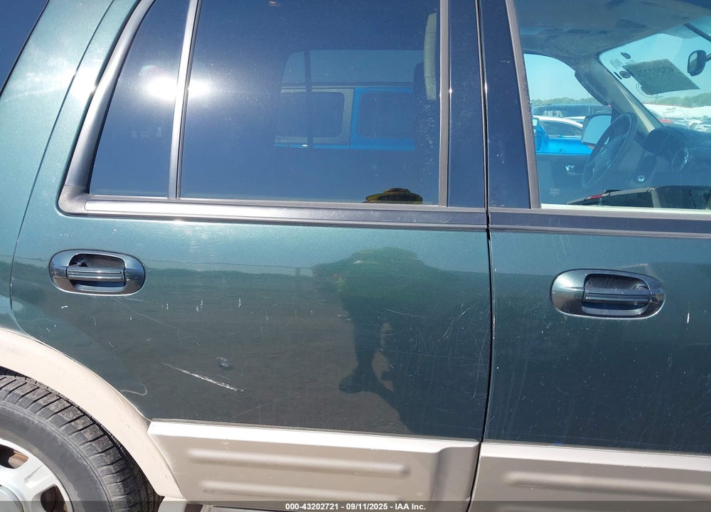 2004 FORD EXPEDITION EDDIE BAUER VIN: 1FMFU18L94LB10886
