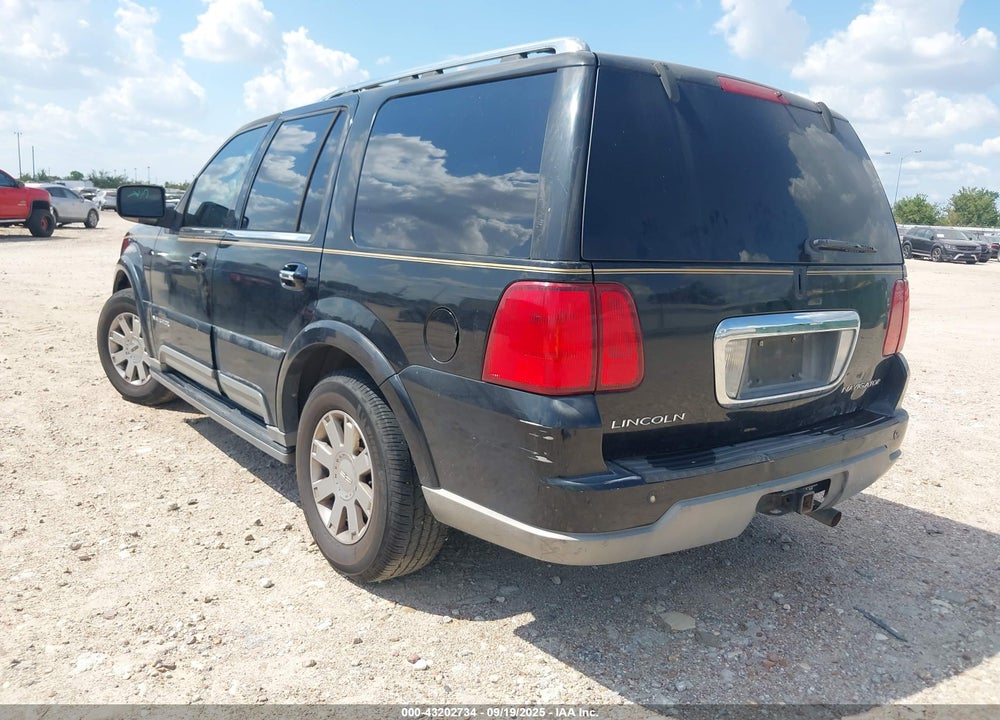 2004 LINCOLN NAVIGATOR VIN: 5LMFU27R04LJ29528
