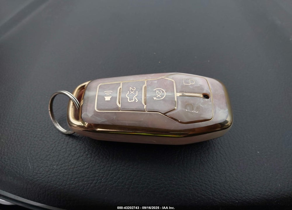 2015 FORD FUSION TITANIUM VIN: 3FA6P0K98FR192168