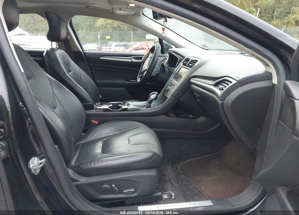 2015 FORD FUSION TITANIUM VIN: 3FA6P0K98FR192168