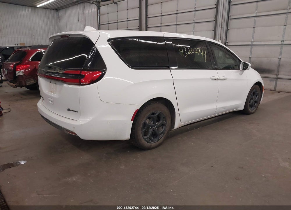 2022 CHRYSLER PACIFICA HYBRID LIMITED VIN: 2C4RC1S77NR130000