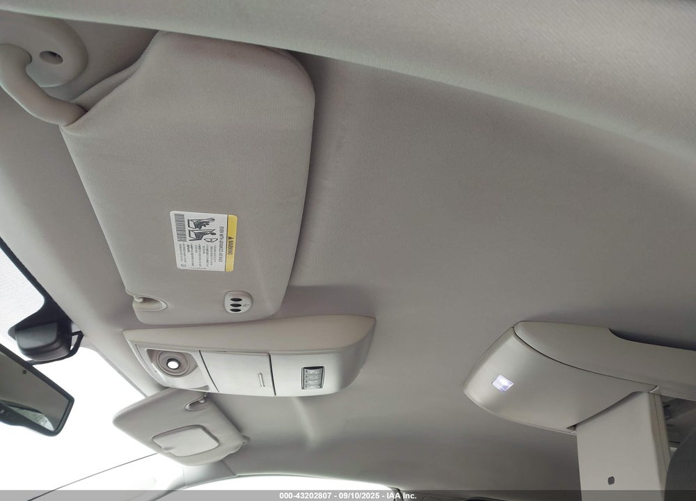 2014 CHRYSLER TOWN & COUNTRY TOURING-L 30TH ANNIVERSARY VIN: 2C4RC1CG7ER330356