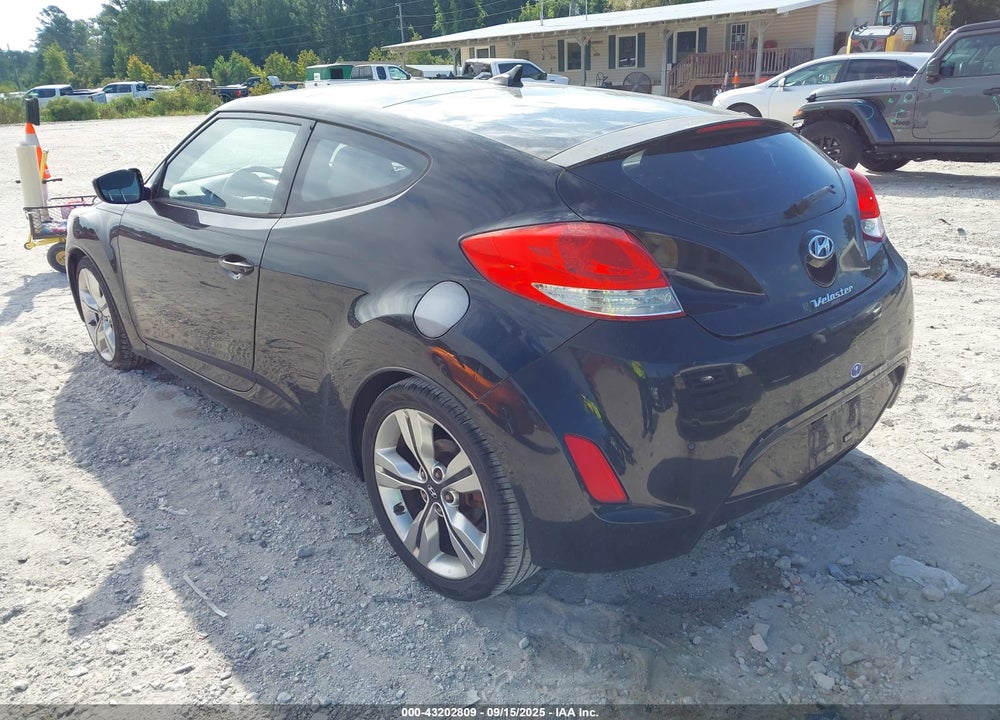 2013 HYUNDAI VELOSTER VIN: KMHTC6AD7DU140243