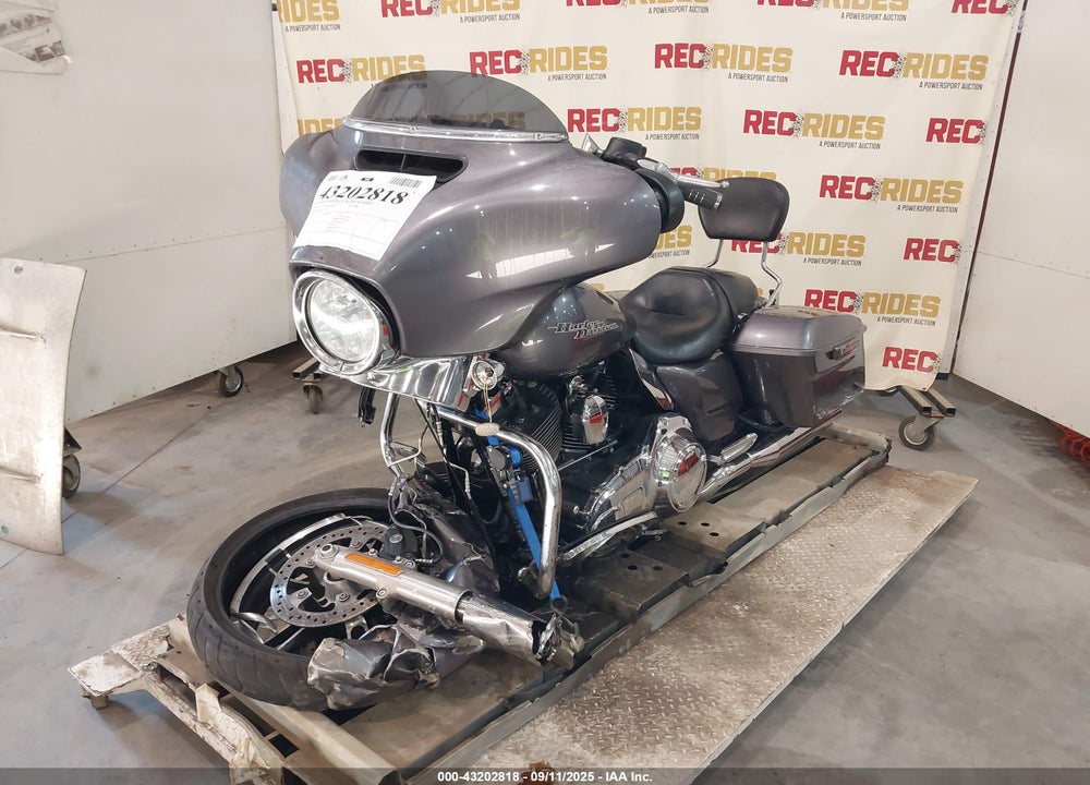 2014 HARLEY-DAVIDSON FLHX STREET GLIDE VIN: 1HD1KBM13EB671699