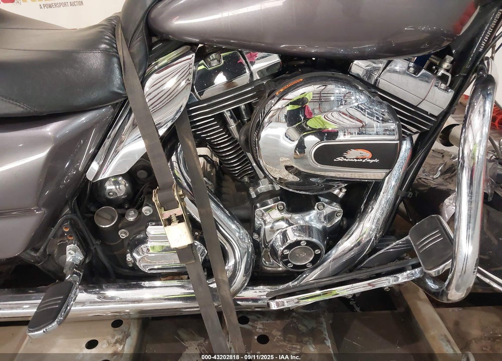2014 HARLEY-DAVIDSON FLHX STREET GLIDE VIN: 1HD1KBM13EB671699