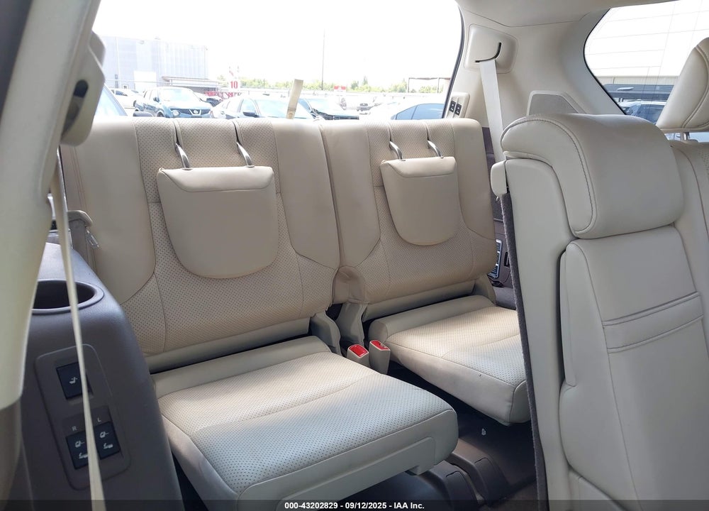 2013 LEXUS GX 460 PREMIUM VIN: JTJJM7FX1D5063085