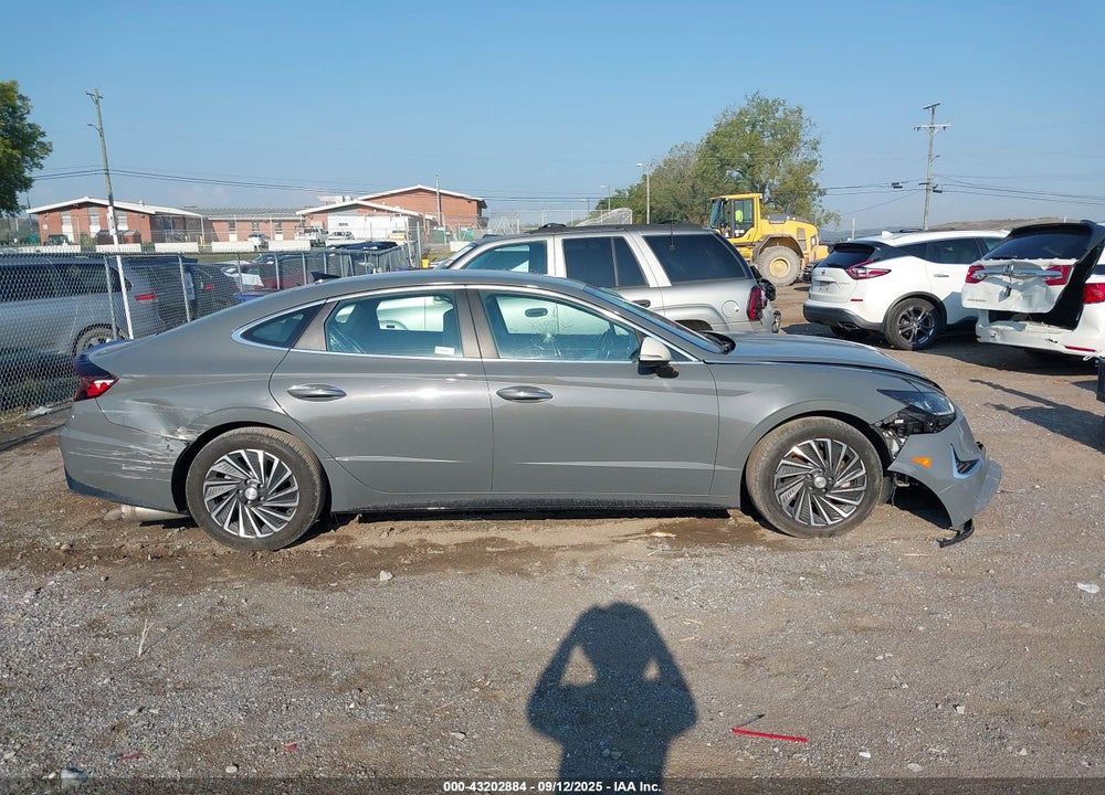 2022 HYUNDAI SONATA HYBRID VIN: KMHL34JJ0NA047528