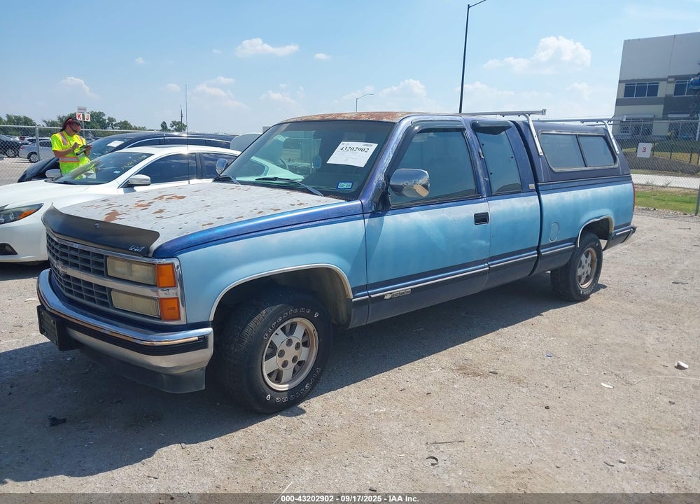 1993 CHEVROLET GMT-400 C1500 VIN: 2GCEC19KXP1203838