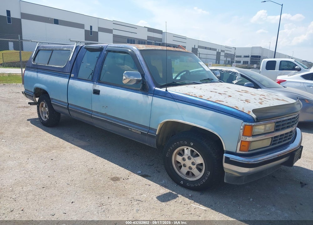 1993 CHEVROLET GMT-400 C1500 VIN: 2GCEC19KXP1203838