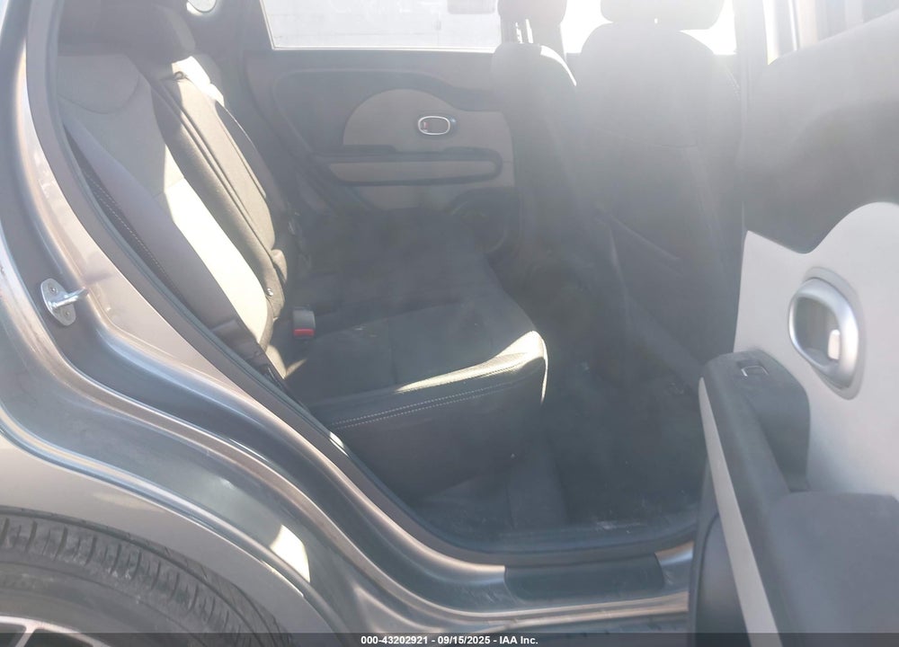2018 KIA SOUL VIN: KNDJP3A51J7572490