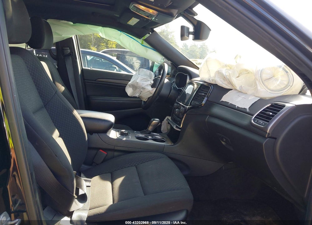 2019 JEEP GRAND CHEROKEE VIN: 1C4RJFAG5KC567972