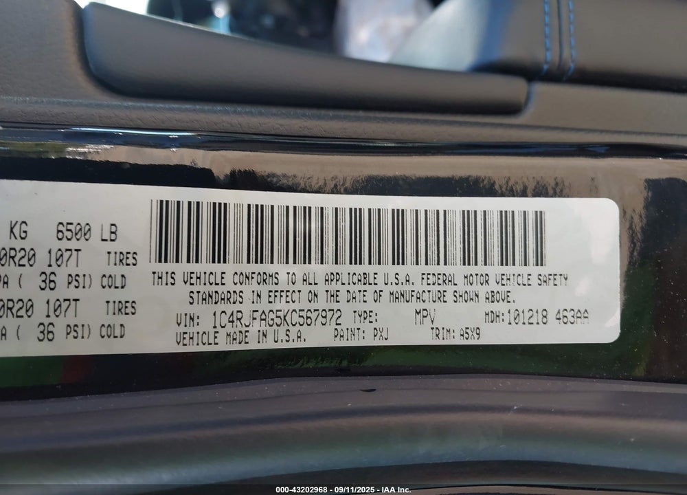 2019 JEEP GRAND CHEROKEE VIN: 1C4RJFAG5KC567972