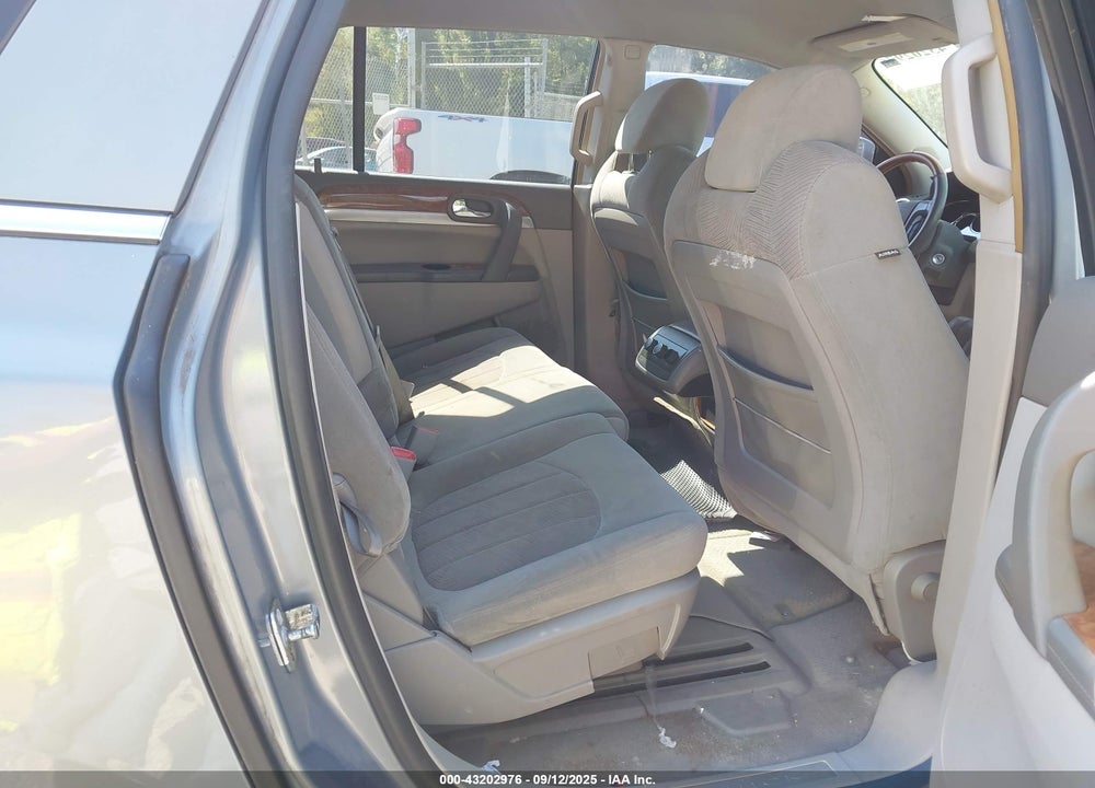 2008 BUICK ENCLAVE VIN: 5GAER13728J103468
