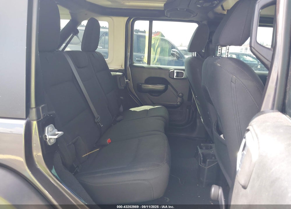 2020 JEEP WRANGLER UNLIMITED SPORT 4X4 VIN: 1C4HJXDN1LW143717
