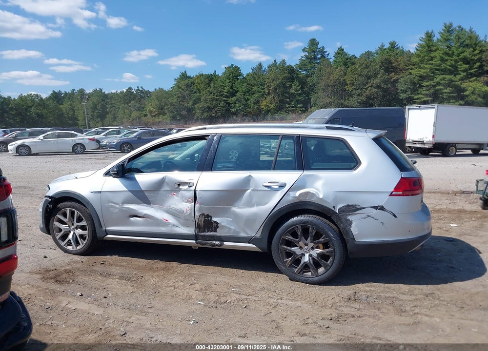 2017 VOLKSWAGEN GOLF ALLTRACK TSI SEL VIN: 3VWH17AU0HM506041