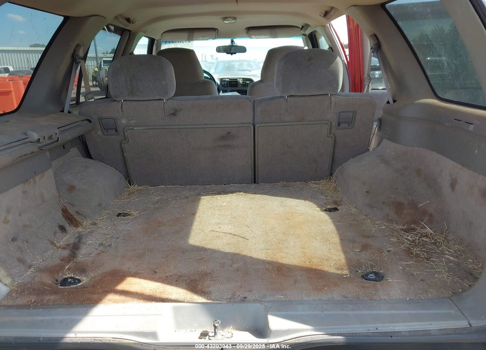 1999 CHEVROLET BLAZER LS VIN: 1GNDT13W3X2249302