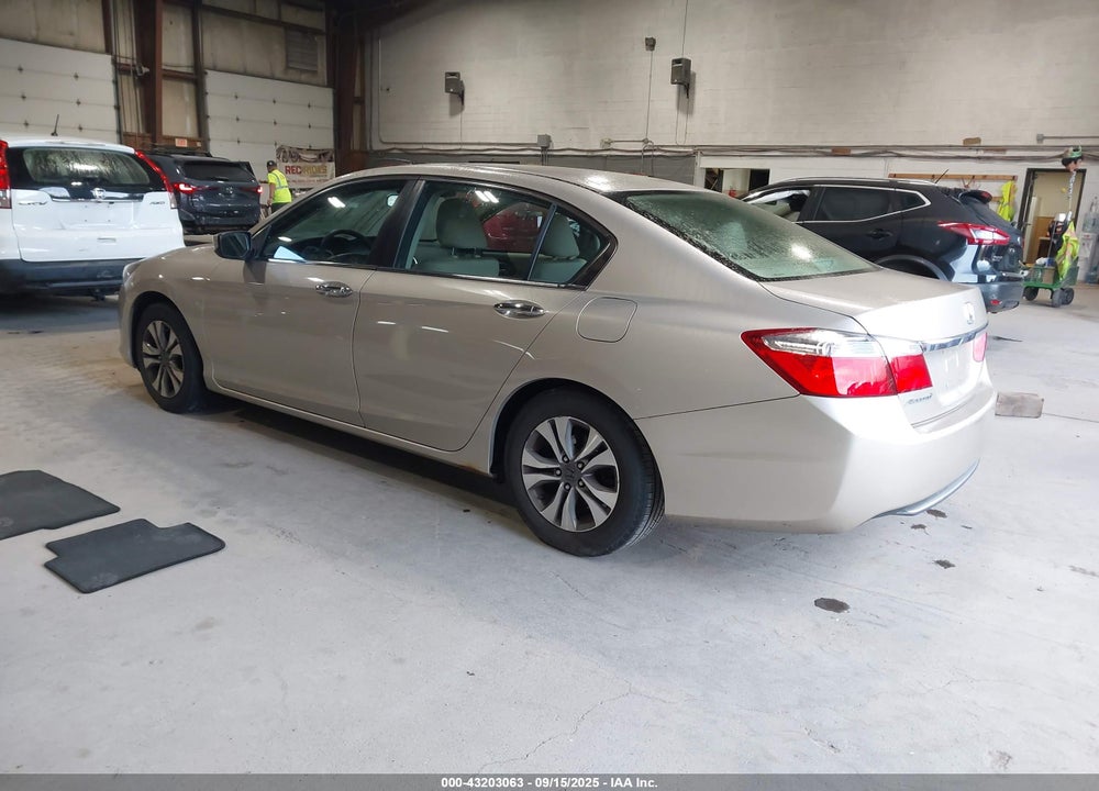 2014 HONDA ACCORD VIN: 1HGCR2F32EA032225