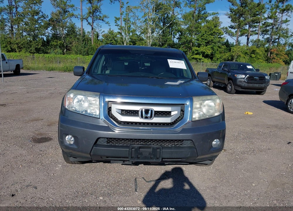2011 HONDA PILOT VIN: 5FNYF4H5XBB018566