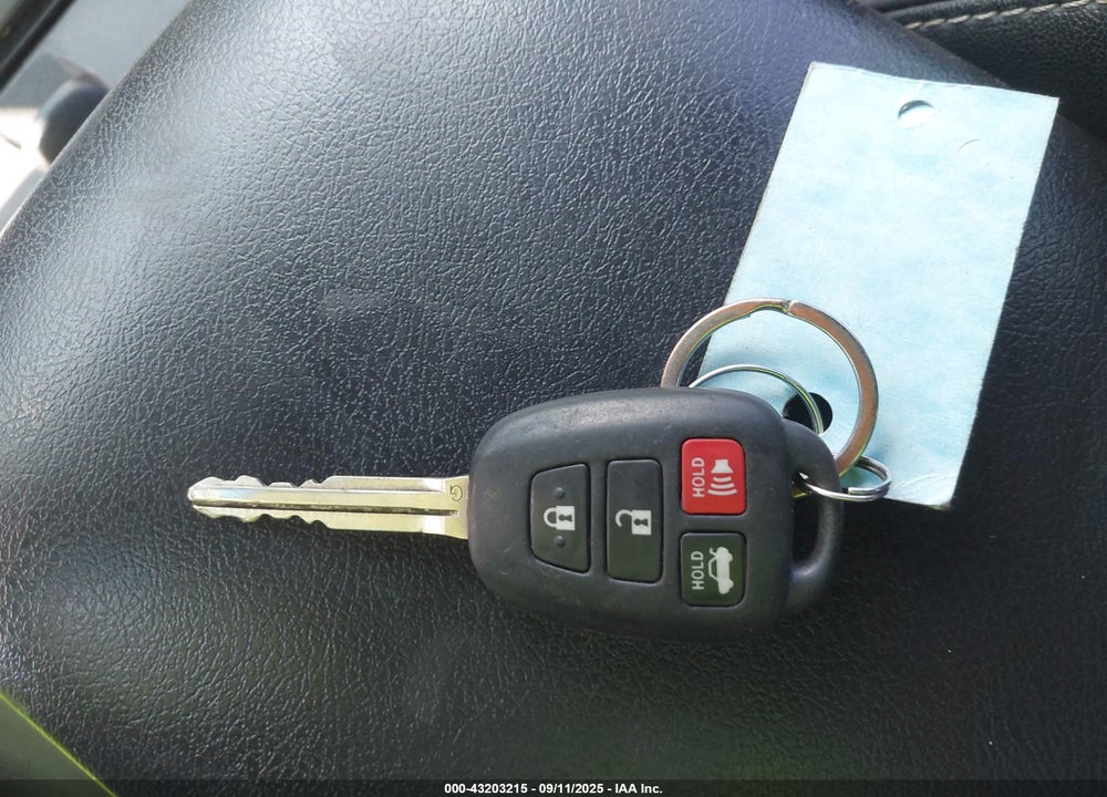 2014 TOYOTA CAMRY SE VIN: 4T1BF1FK5EU741035
