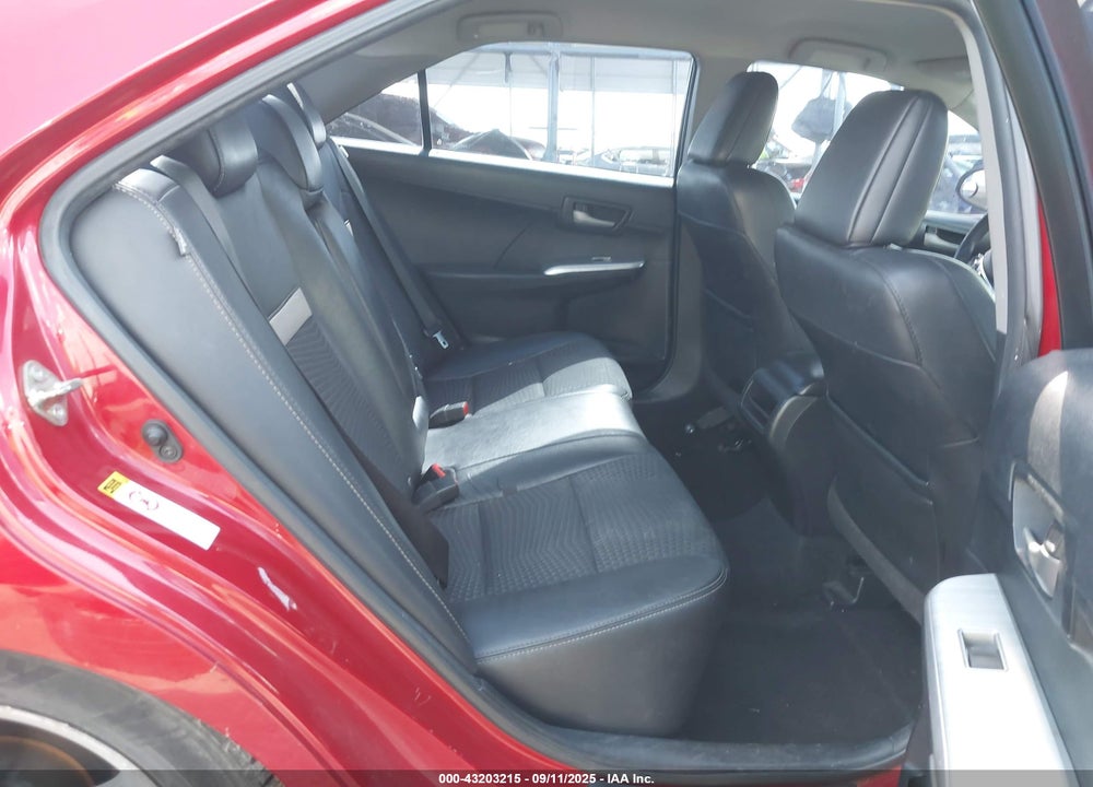 2014 TOYOTA CAMRY SE VIN: 4T1BF1FK5EU741035