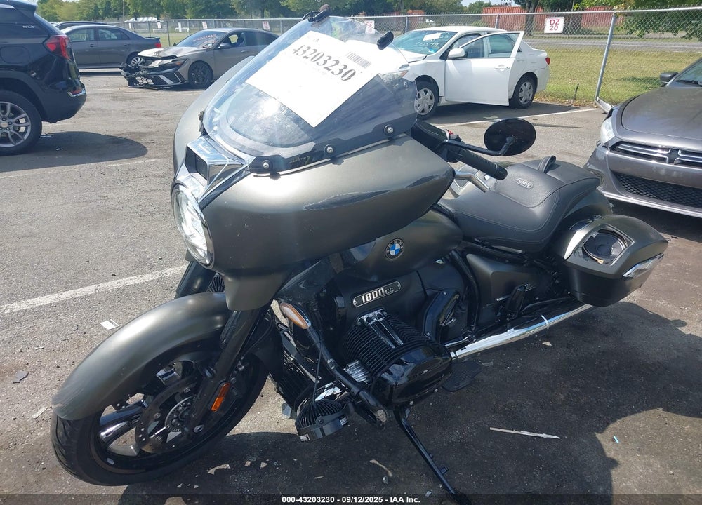 2023 BMW R18 B VIN: WB10L330XP6G32404