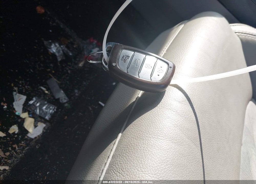 2016 HYUNDAI SONATA VIN: 5NPE34AF6GH300954