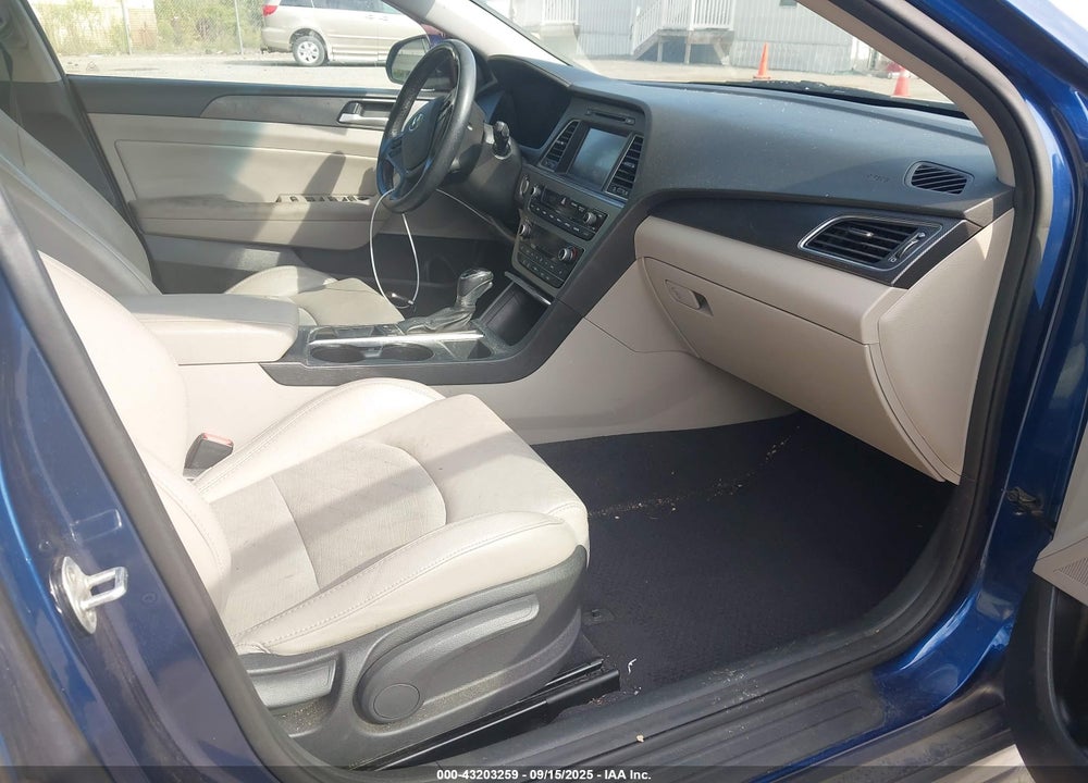 2016 HYUNDAI SONATA VIN: 5NPE34AF6GH300954