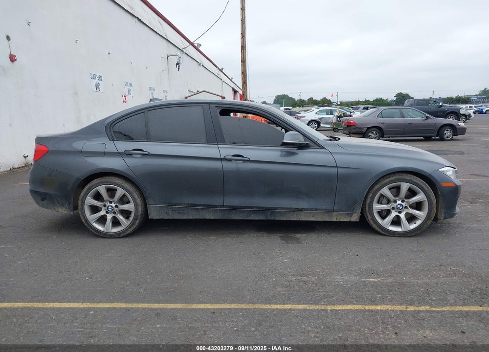 2013 BMW 335 XI VIN: WBA3B9C59DF585194