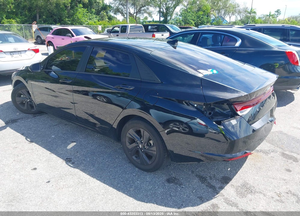 2023 HYUNDAI ELANTRA VIN: 5NPLM4AG9PH094123