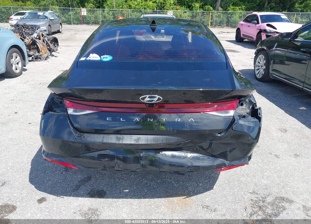 2023 HYUNDAI ELANTRA VIN: 5NPLM4AG9PH094123