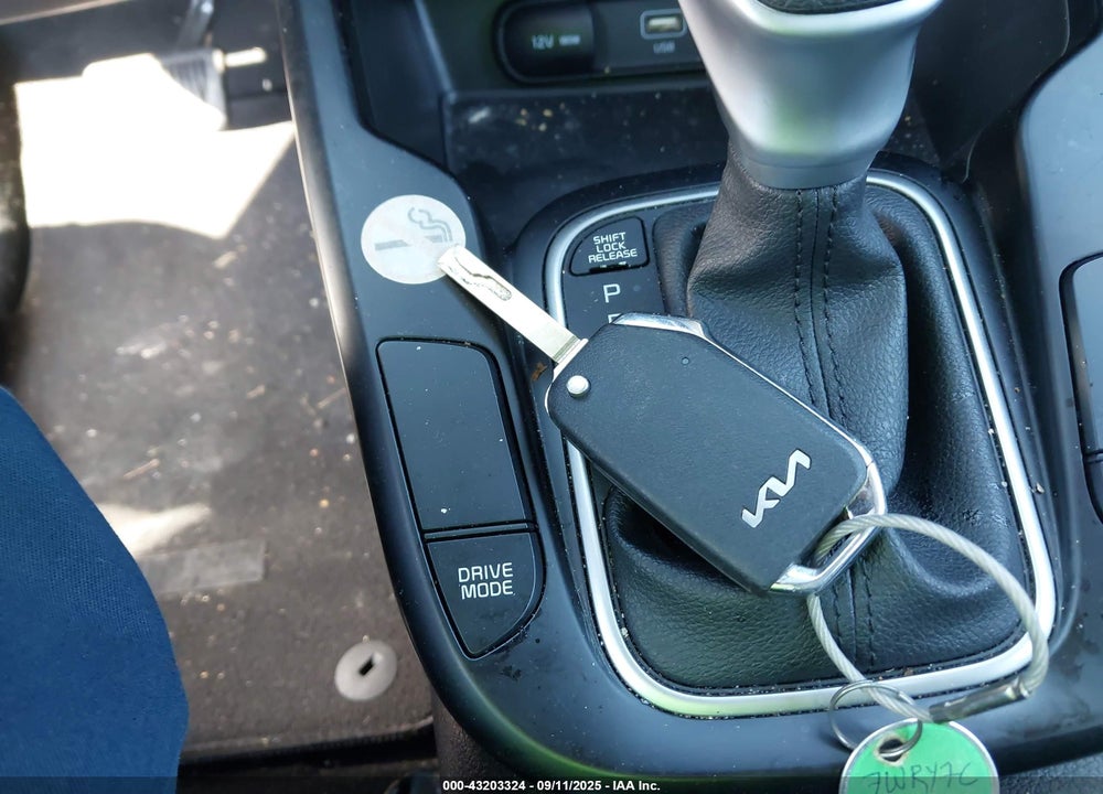2024 KIA SOUL LX VIN: KNDJ23AU8R7910288