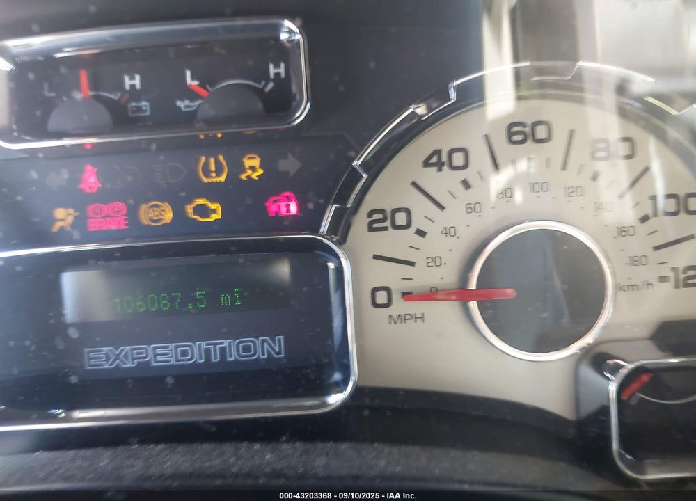 2010 FORD EXPEDITION VIN: 1FMJU1G52AEB53110