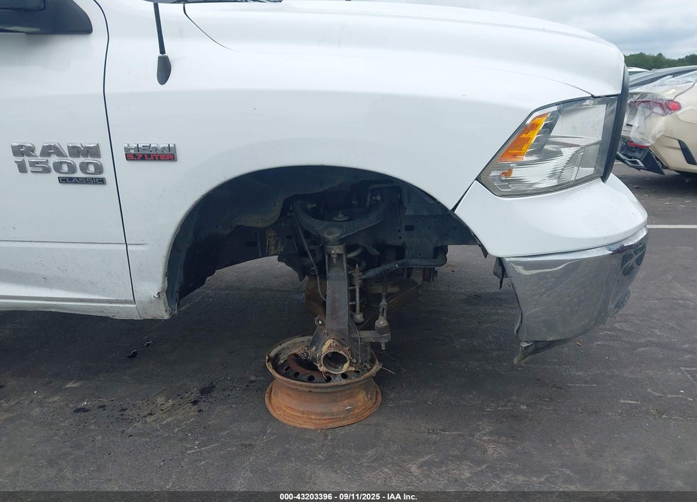 2019 RAM 1500 VIN: 1C6RR6TT2KS561630
