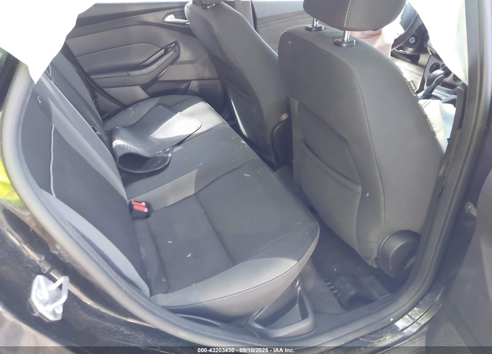 2014 FORD FOCUS VIN: 1FADP3F29EL278026