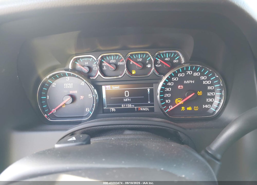 2018 CHEVROLET TAHOE LT VIN: 1GNSCBKC3JR137702