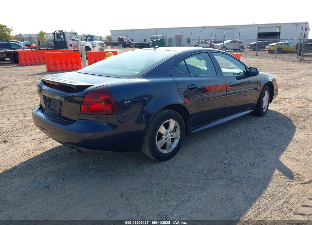 2007 PONTIAC GRAND PRIX VIN: 2G2WP552071155941
