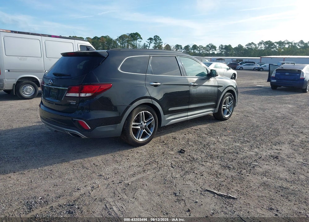2017 HYUNDAI SANTA FE VIN: KM8SR4HF3HU168245