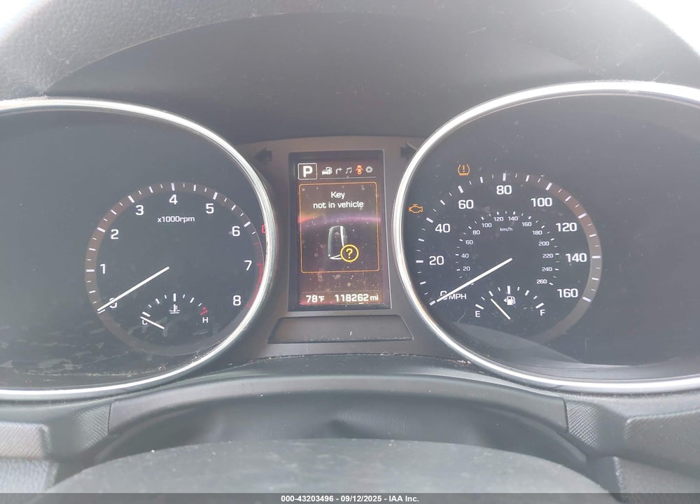 2017 HYUNDAI SANTA FE VIN: KM8SR4HF3HU168245