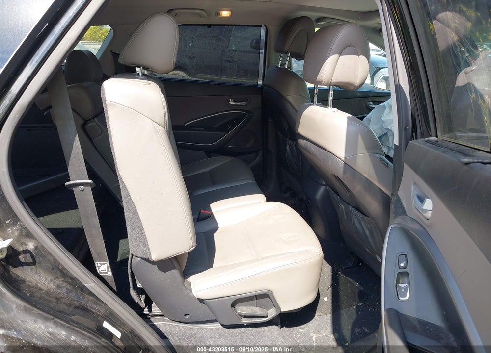 2014 HYUNDAI SANTA FE VIN: KM8SR4HFXEU080918