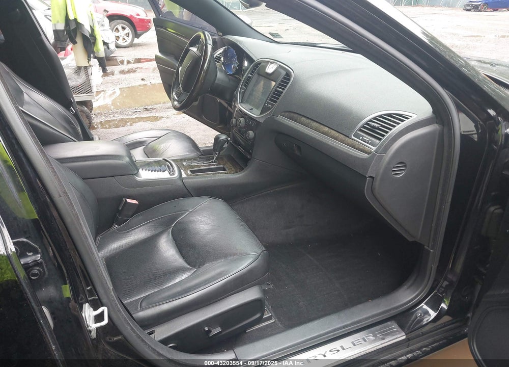 2013 CHRYSLER 300 VIN: 2C3CCAET6DH599442